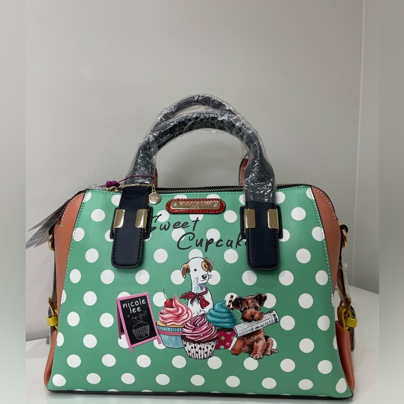 ❤️ - Picture 2 of 4